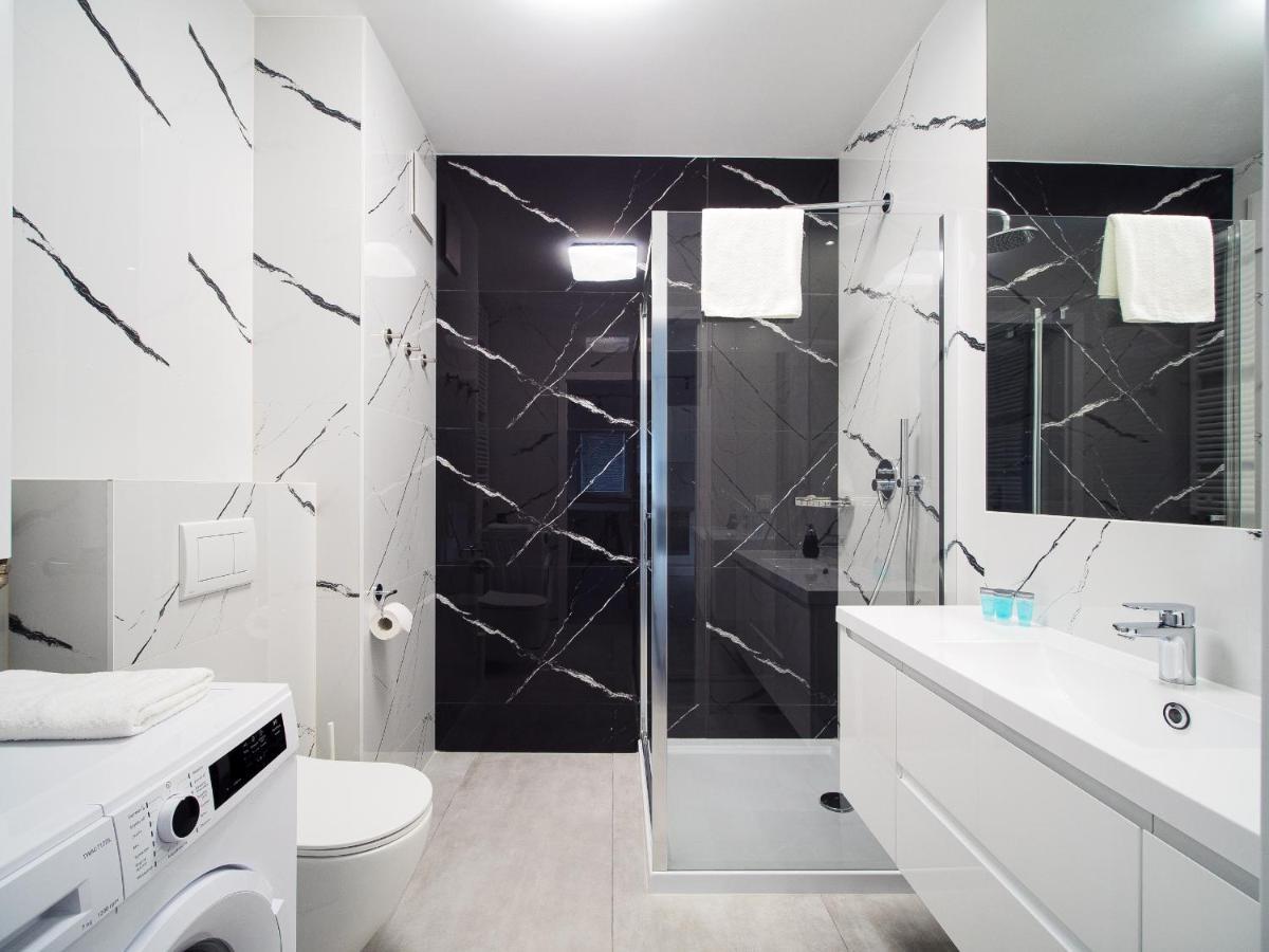 Szwedzka 22C Separate Bedroom Free Garage By Perfect Apart Βαρσοβία Εξωτερικό φωτογραφία