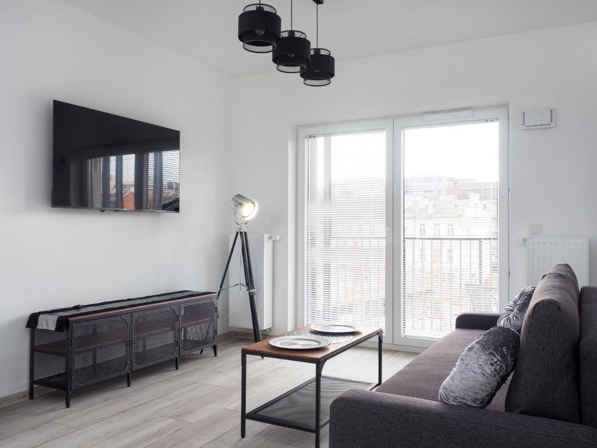 Szwedzka 22C Separate Bedroom Free Garage By Perfect Apart Βαρσοβία Εξωτερικό φωτογραφία