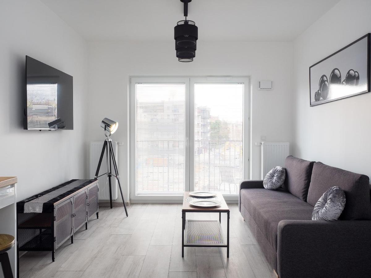 Szwedzka 22C Separate Bedroom Free Garage By Perfect Apart Βαρσοβία Εξωτερικό φωτογραφία