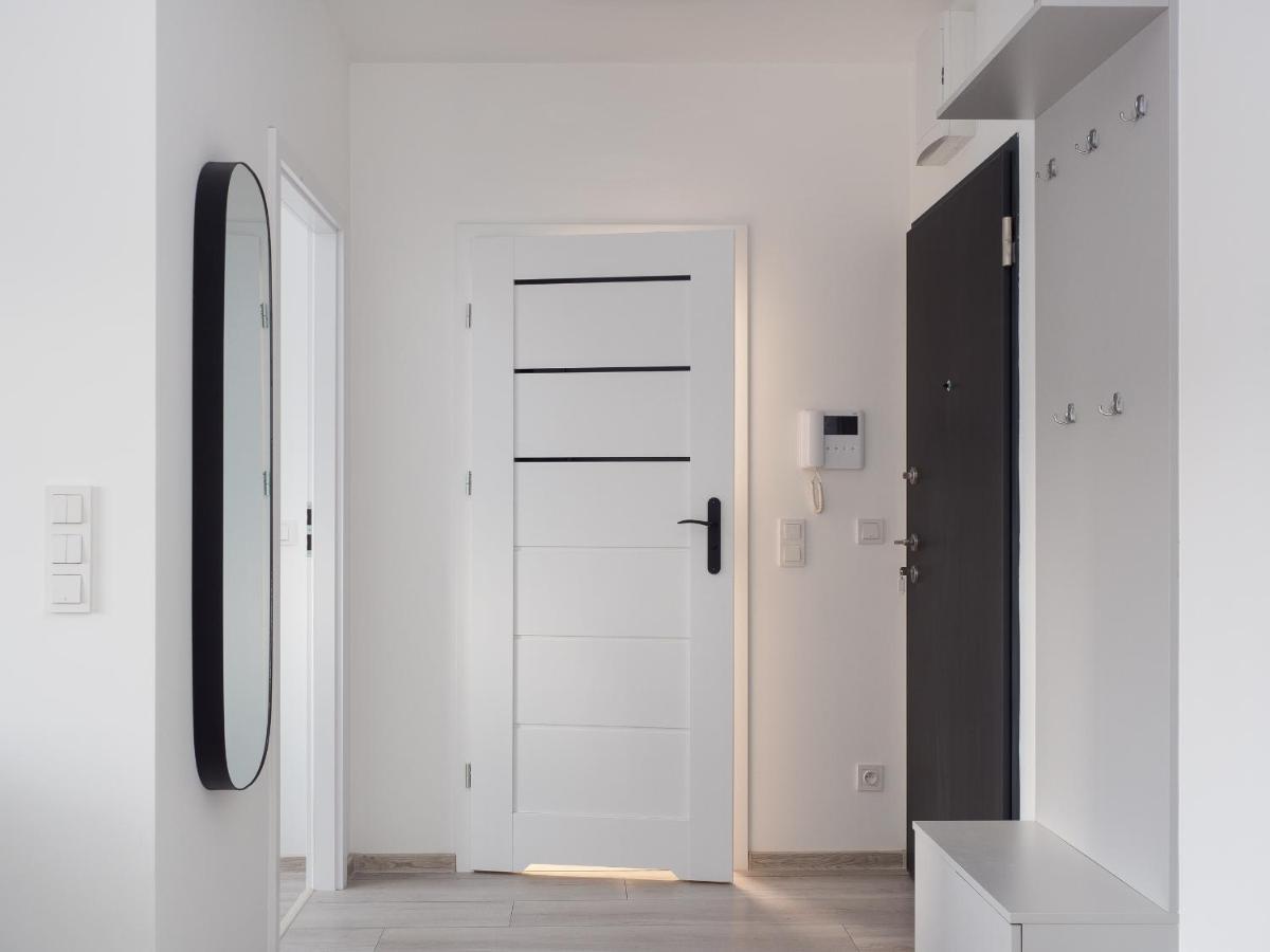 Szwedzka 22C Separate Bedroom Free Garage By Perfect Apart Βαρσοβία Εξωτερικό φωτογραφία